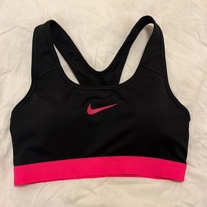 Women’s Nike Dri-Fit Sports Bra Small